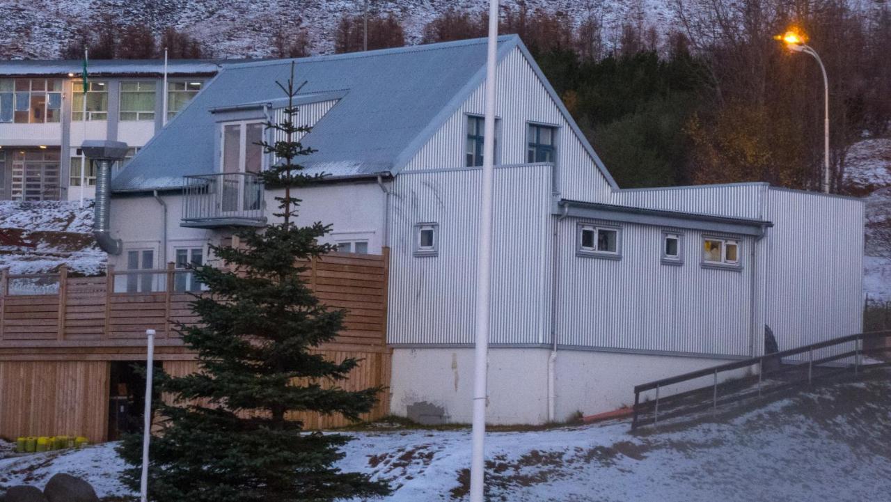 Harbour Inn - Guesthouse Bíldudalur Exteriör bild